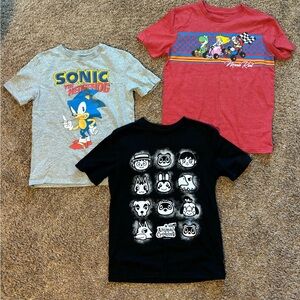 Boy’s Gap Lot of 3 Graphic Tshirts Size M